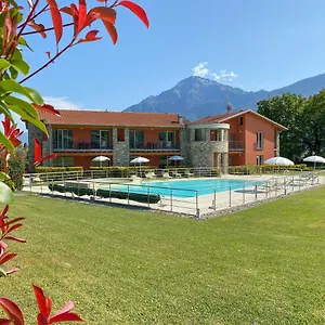 Paradiso , Gravedona Italia